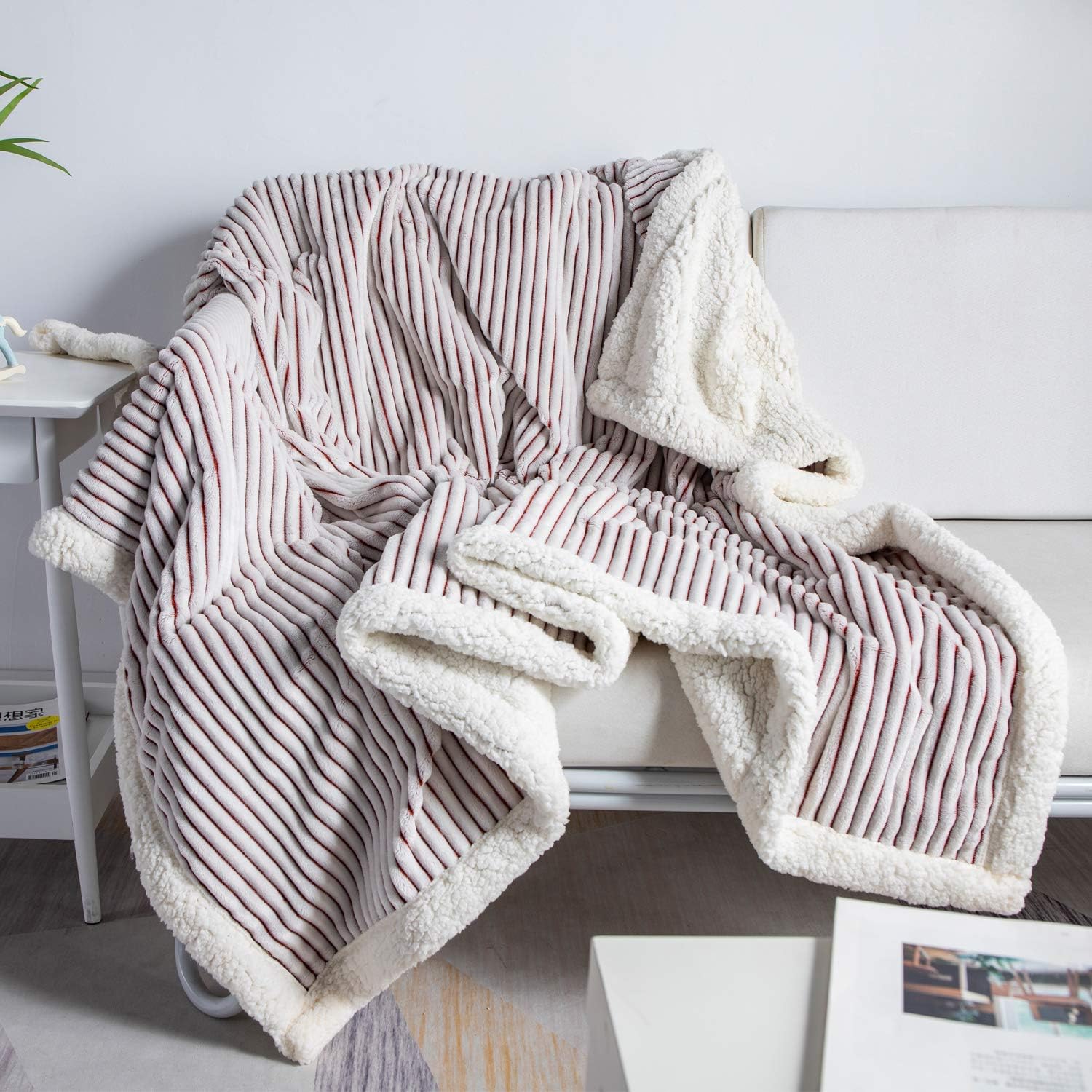DISSA Sherpa Fleece Blanket Throw Blanket Soft Blanket Plush Fluffy Blanket Warm Cozy with Grey and White Strip Perfect Throw for All Seasons for Couch Bed Sofa (Grey, 51" x63''): Home & Kitchen