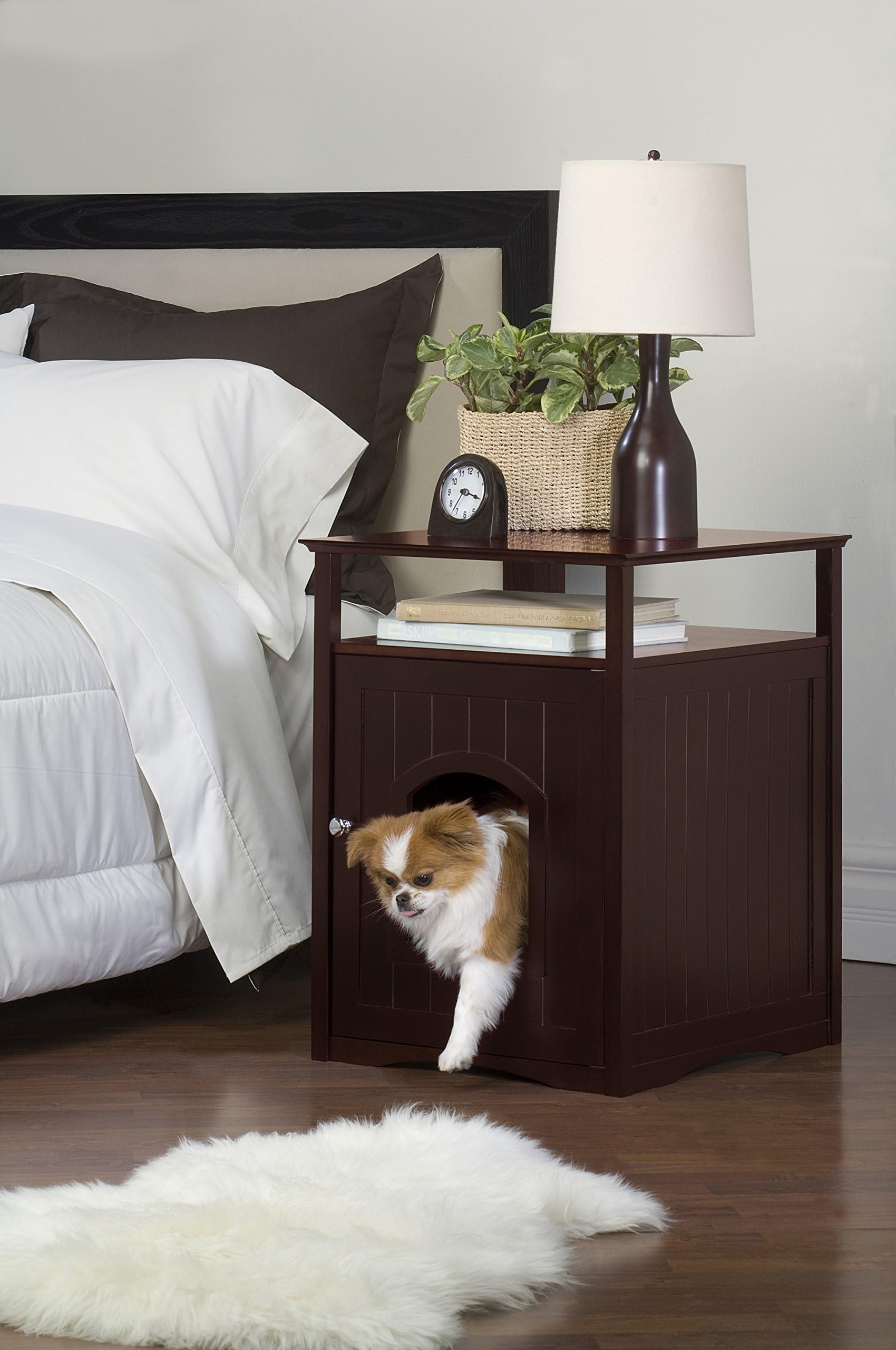 Merry Washroom Pet House in Walnut