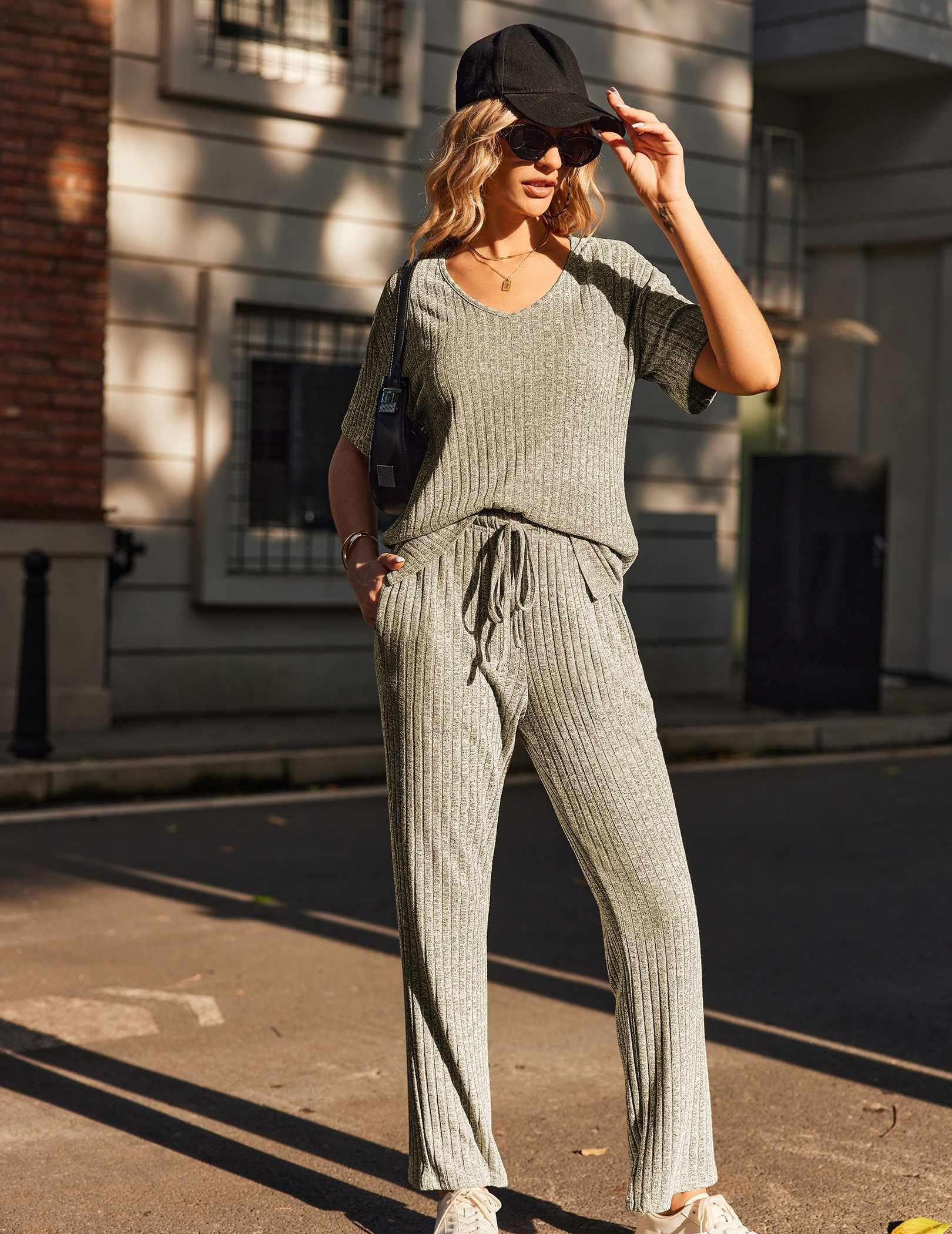 Ekouaer Lounge Sets