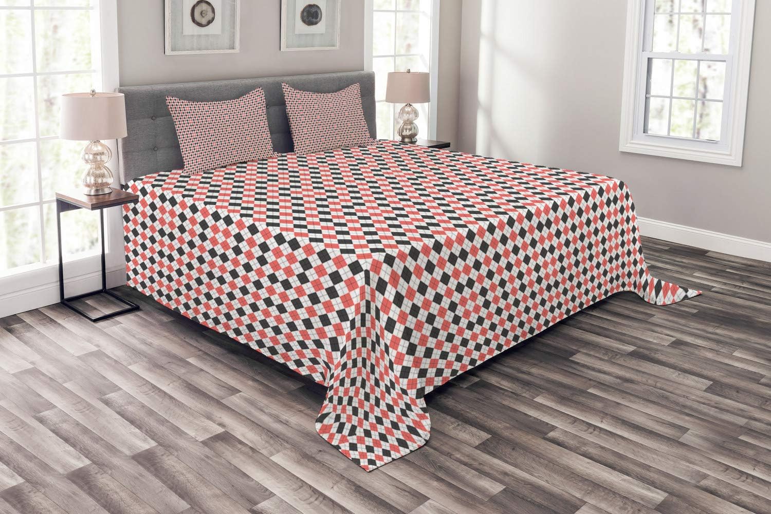 Lunarable Coral and Grey Bedspread, Classic Bicolour Argyle Illustration with Dash Line Diamonds, Decorative Quilted 3 Piece Coverlet Set with 2 Pillow Shams, King Size, Coral Dark Grey and White