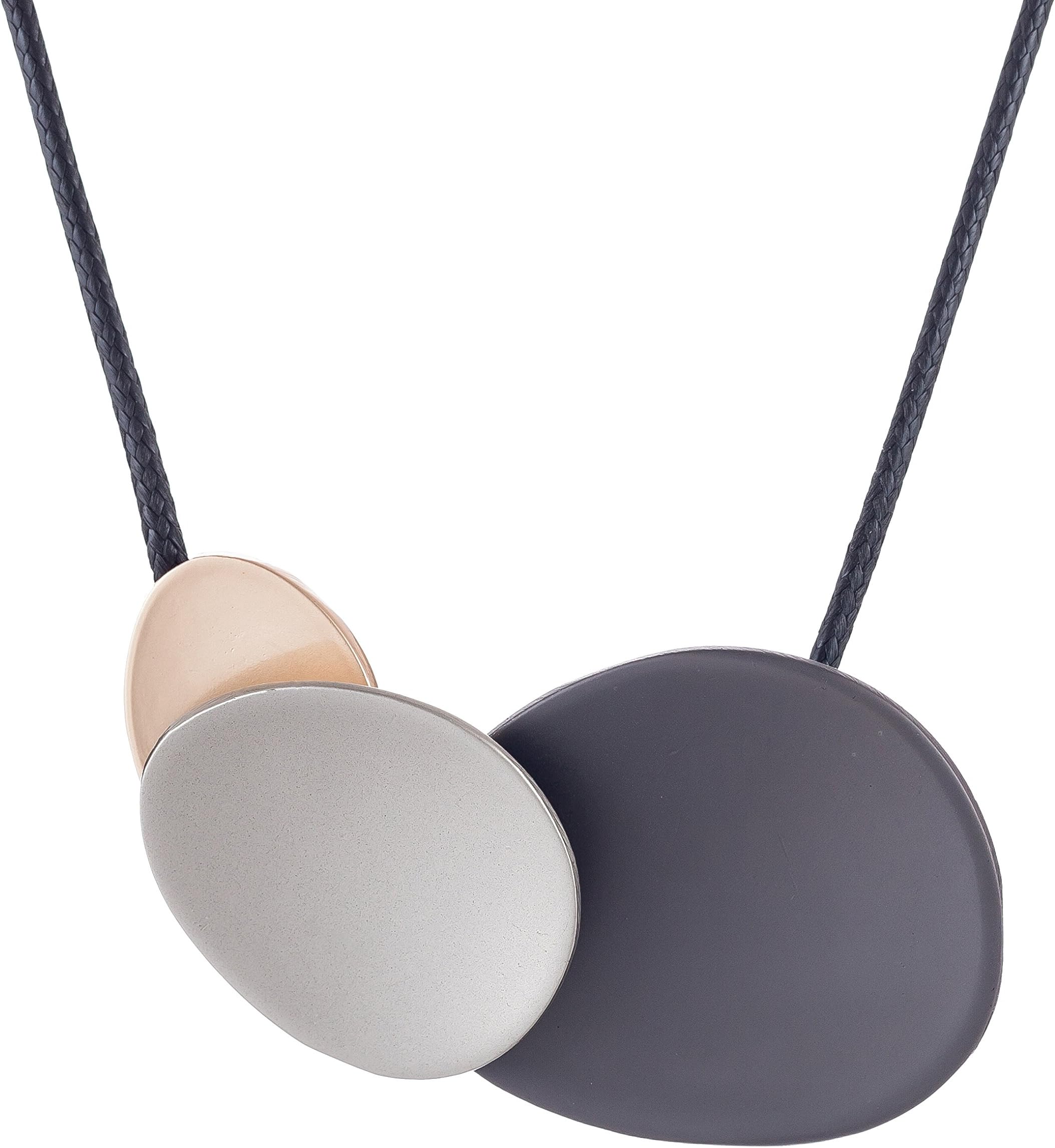 Long Casual Necklace with Pendant for Women Fashion Jewelry chokers