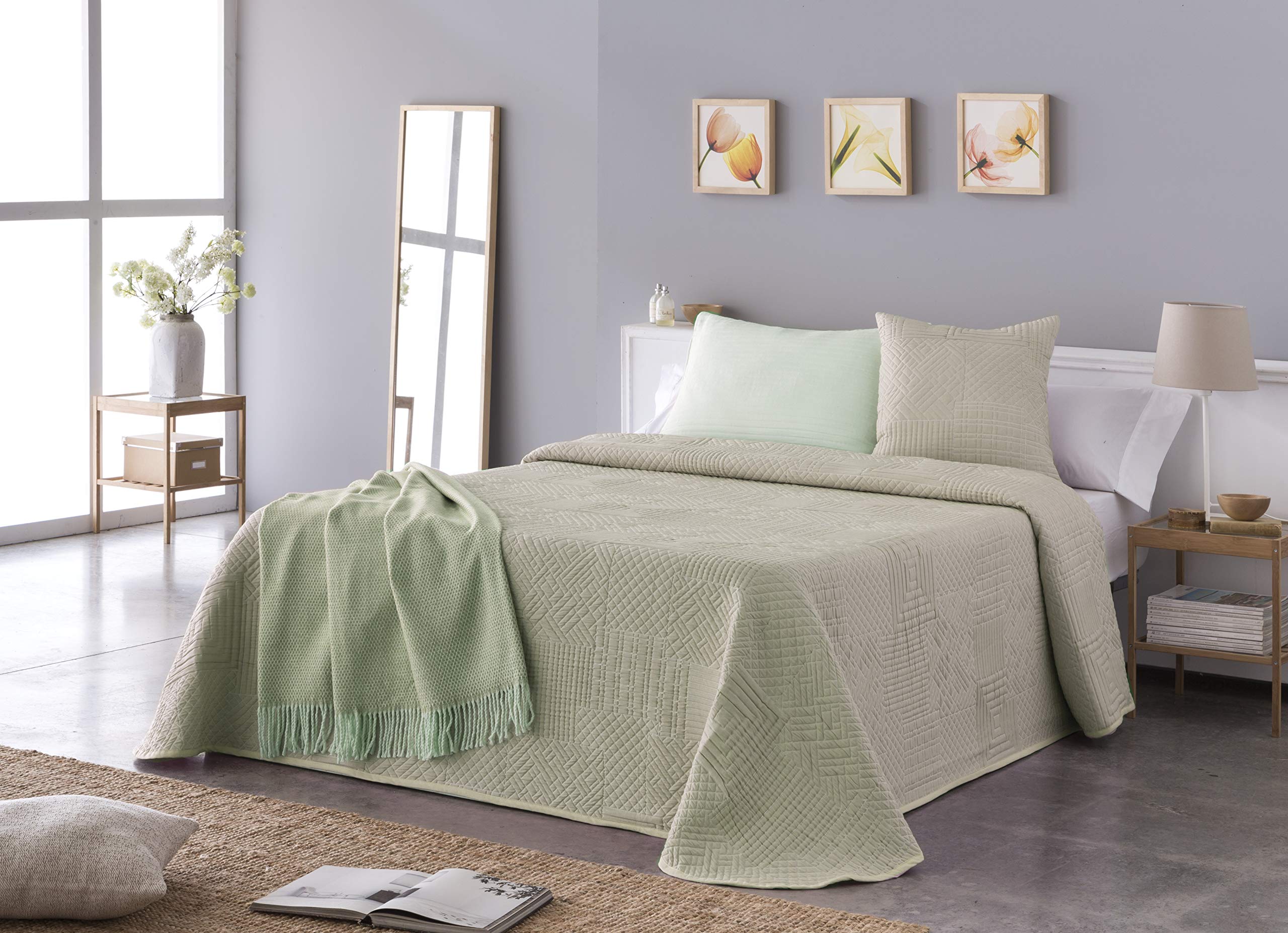 VIALMAN Bedspread, Polyester and Cotton Blend, Beige, 280 cm Bed: 270 cm x 270 cm, 17
