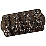 Spooky Skeleton Cakelets