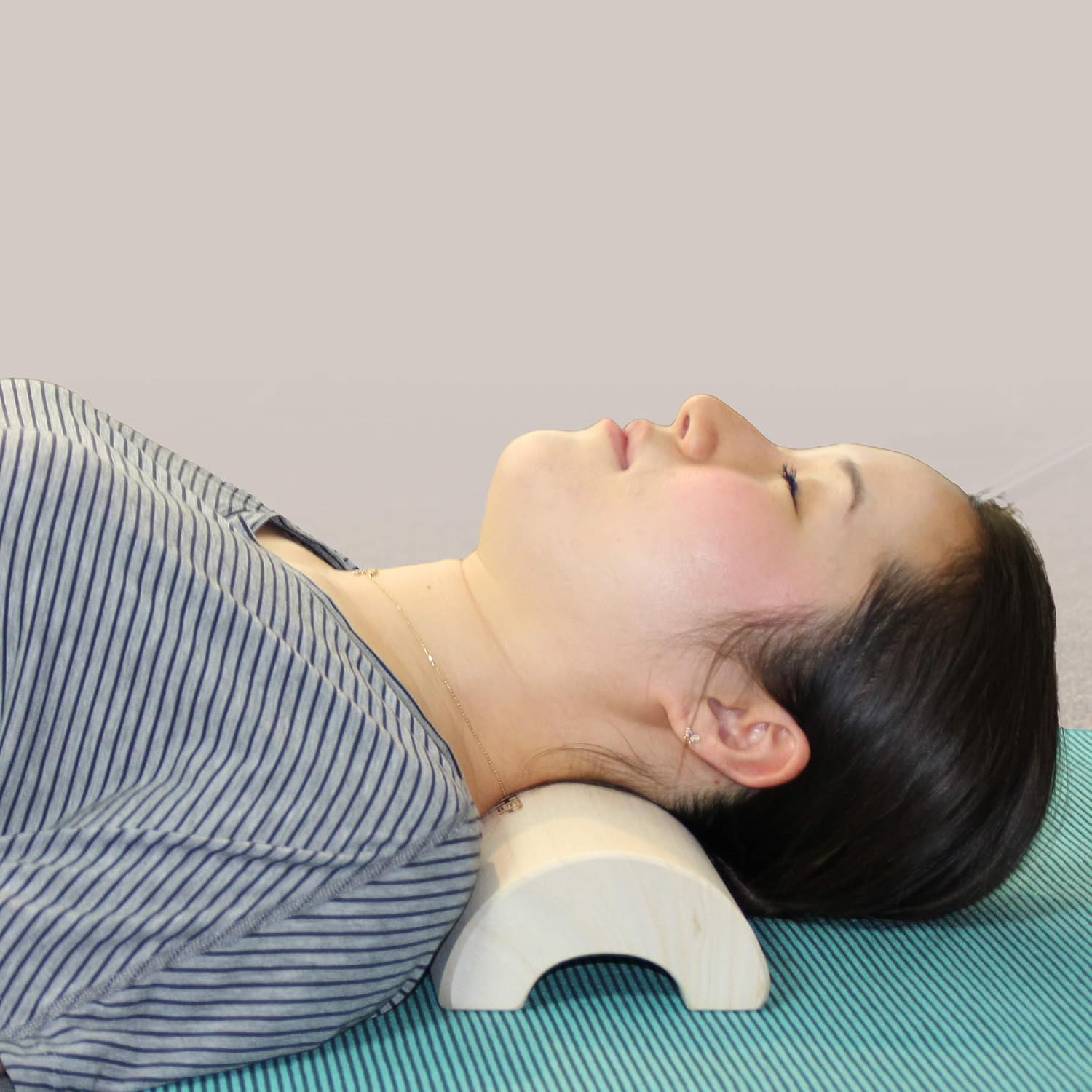 HSP Wooden Pillow for Stiff Neck, Shoulder Pain Relief and Relaxation (Large: Taller Than 5' 9"): Health & Personal Care