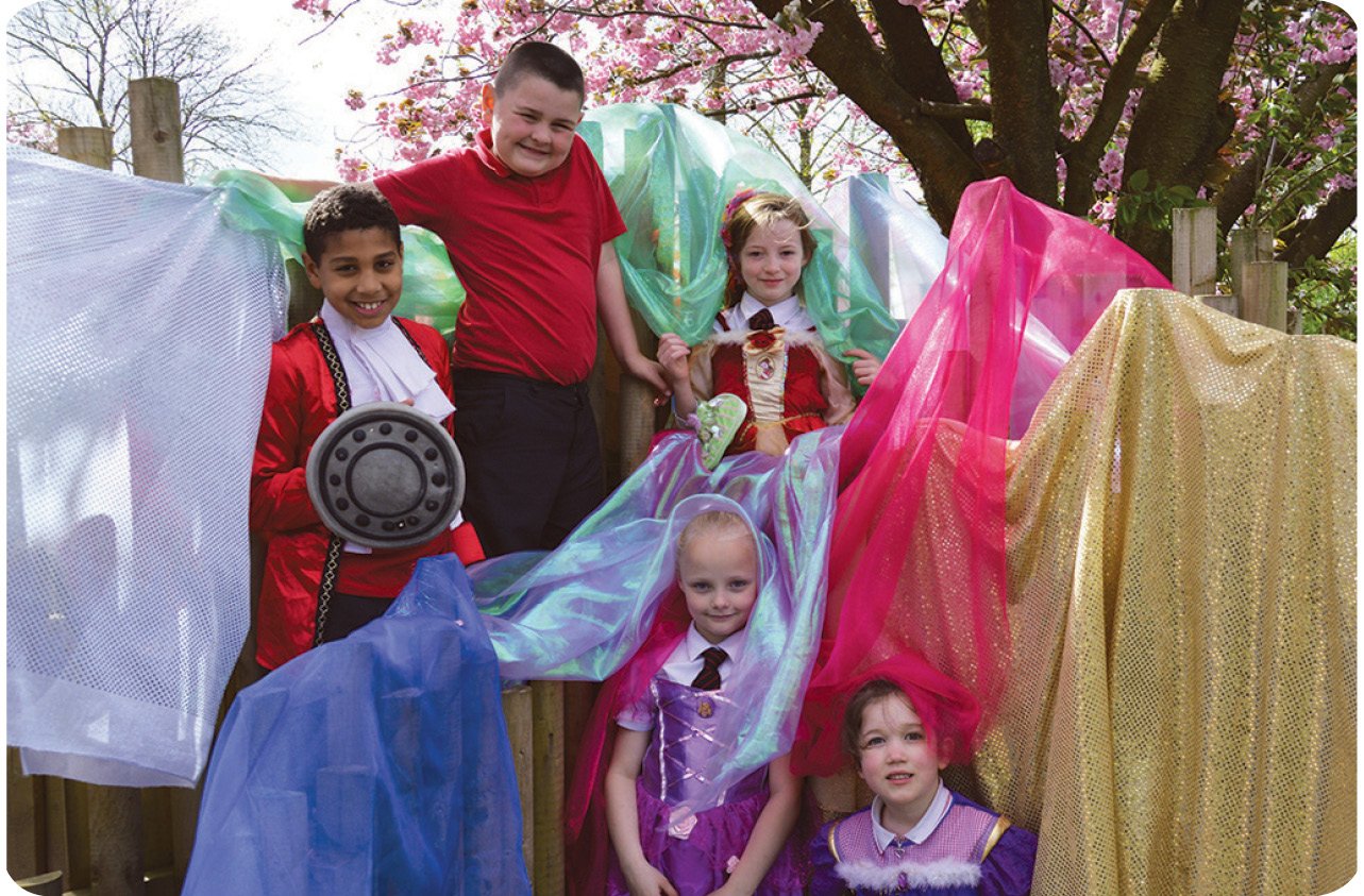 Springboard Early Years Imaginative Den Making Pack - Fantasy and Fairytale, 6 pc