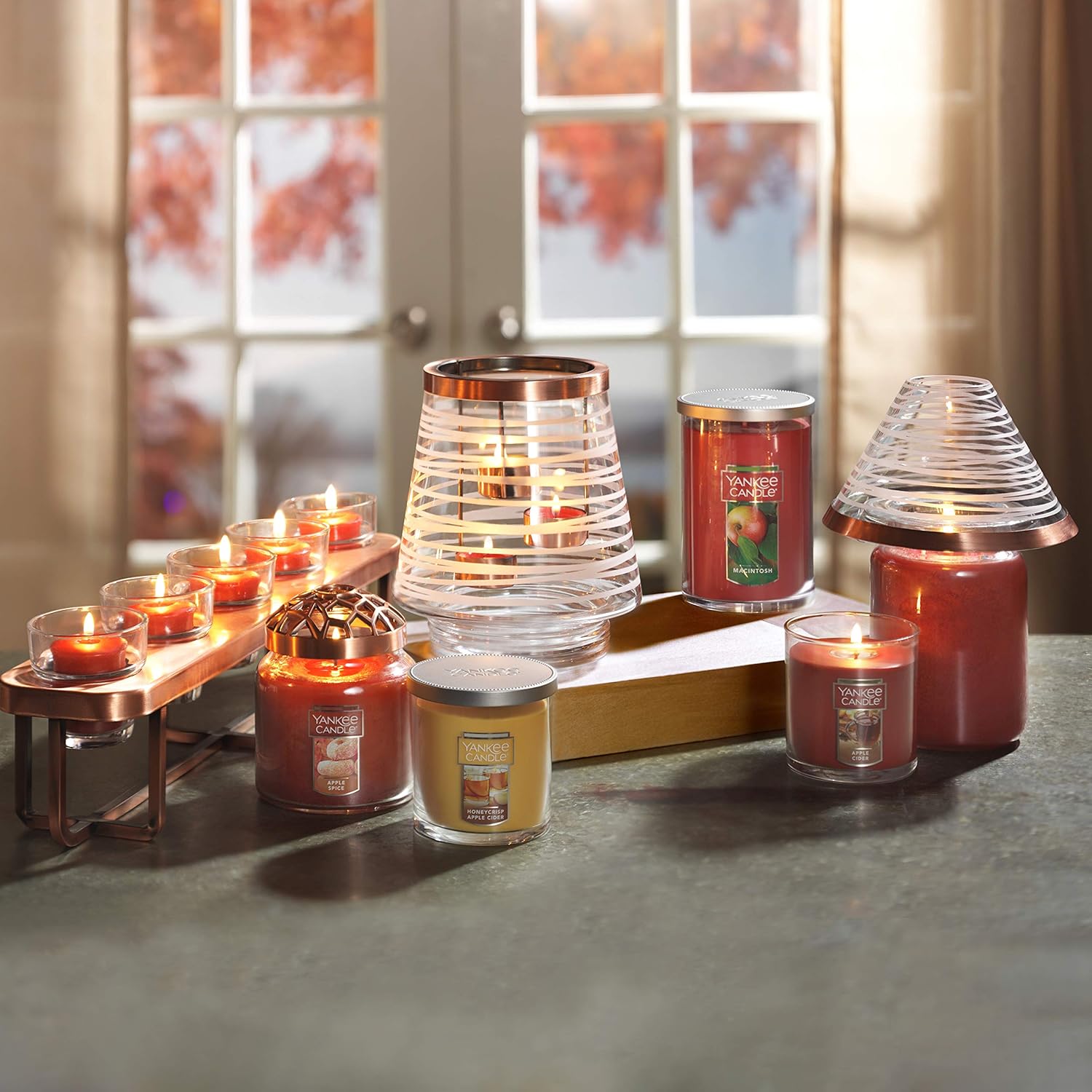 Yankee Candle Large Jar Scented Candle Sugared Cinnamon Apple