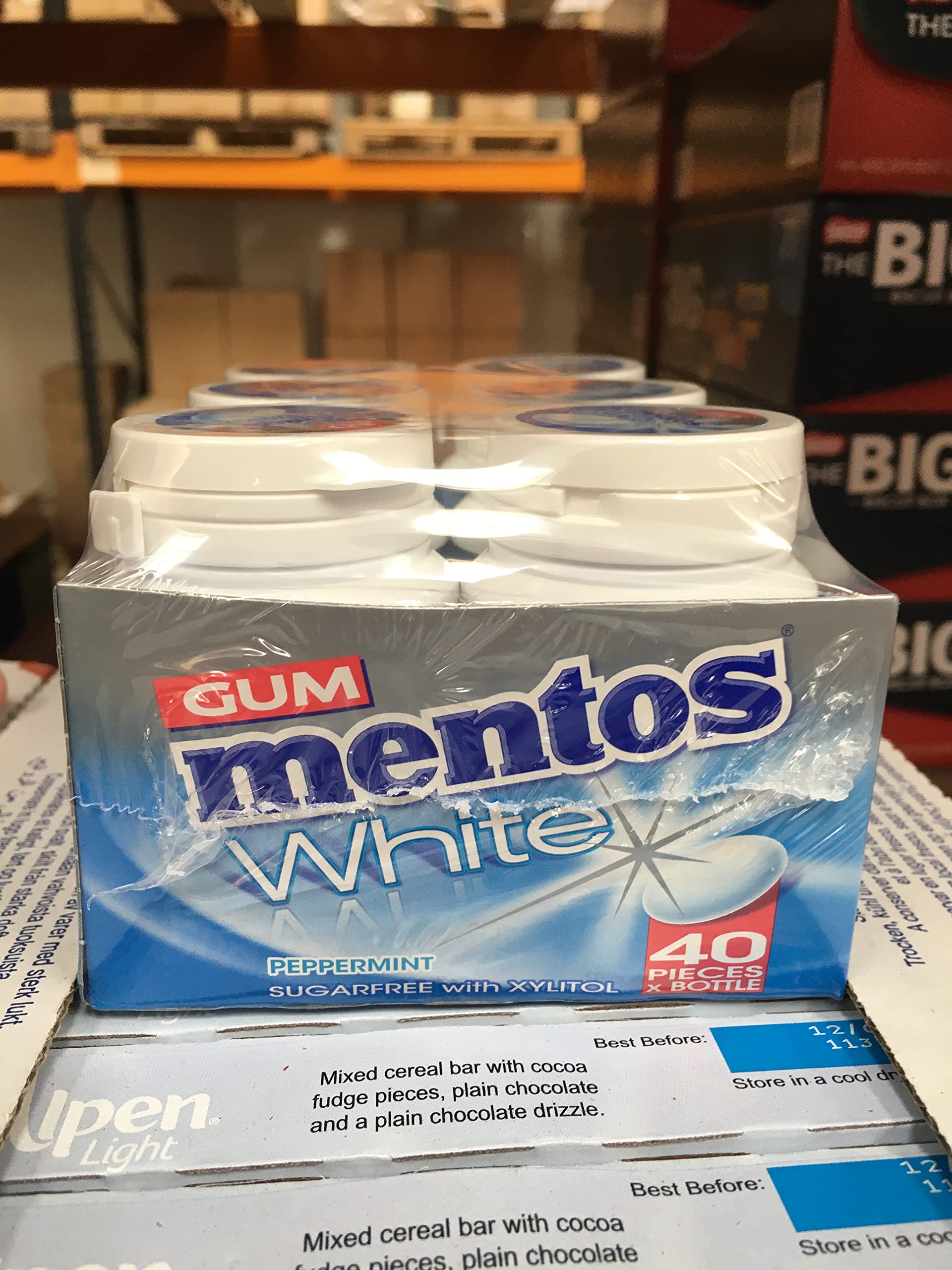 Peppermint Mentos White Sugar Free Chewing Gum - 40 Pieces Tub (Pack of 6)