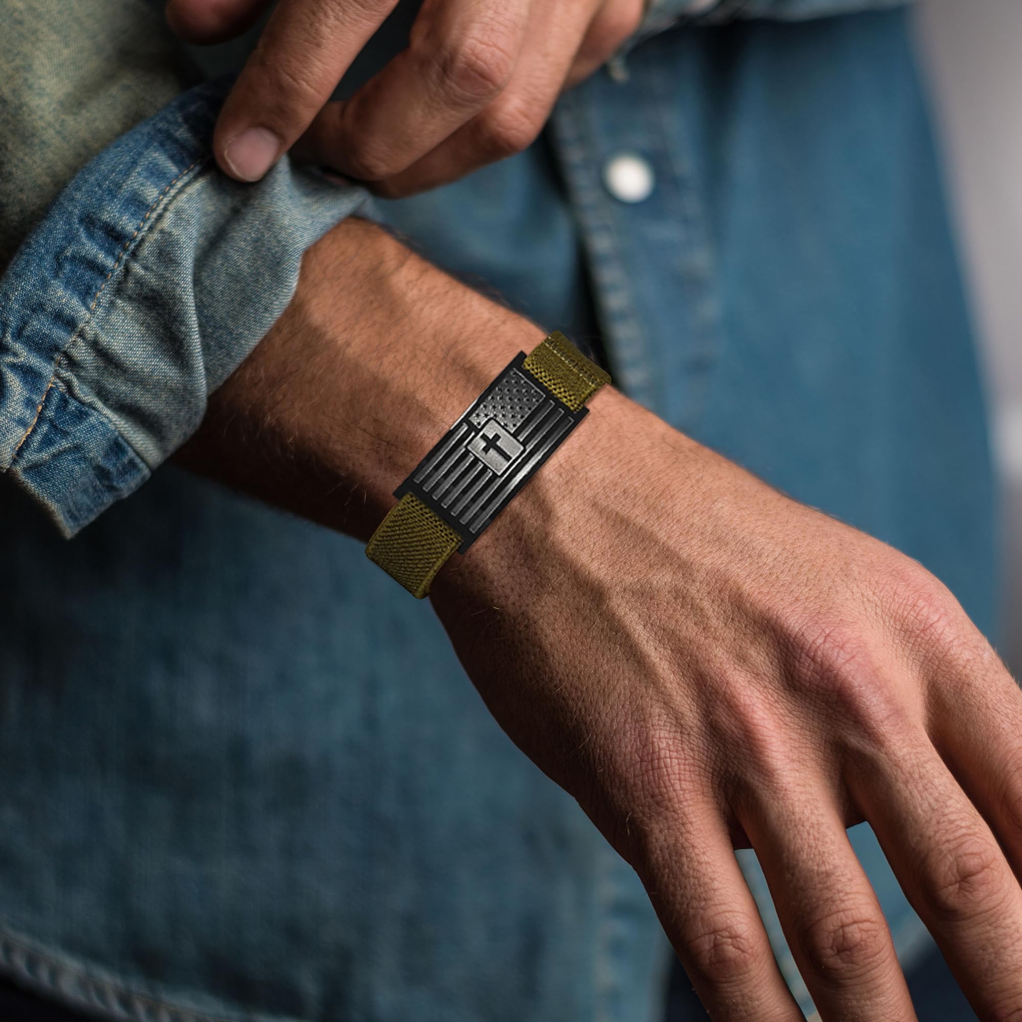 American Flag Cross Bible Verse Bracelets for Men, Military Green Elastic Stretch Strap Adjustable Jewelry Christian Religious Gifts for Teen Boys