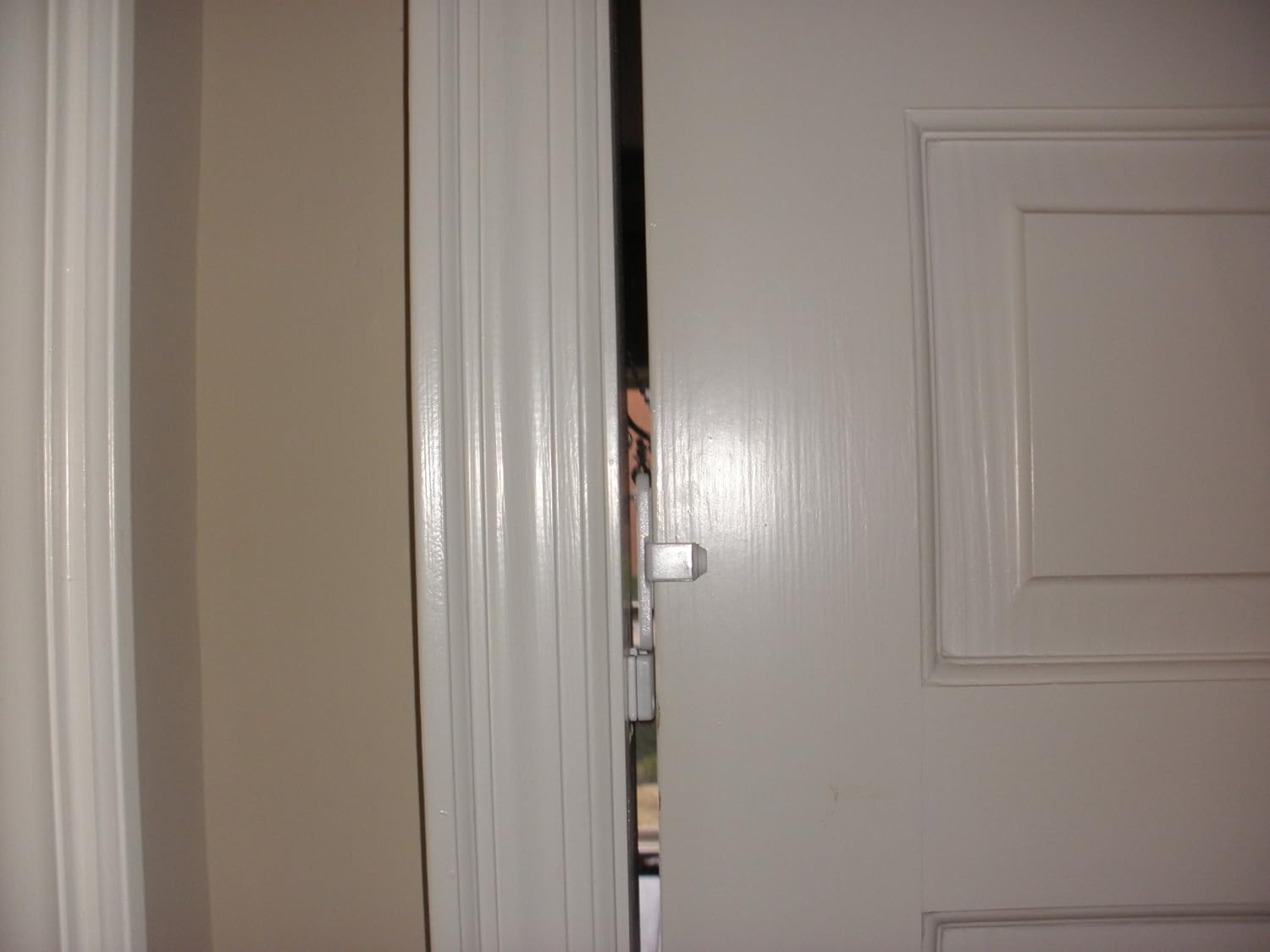 pocket door baby gate