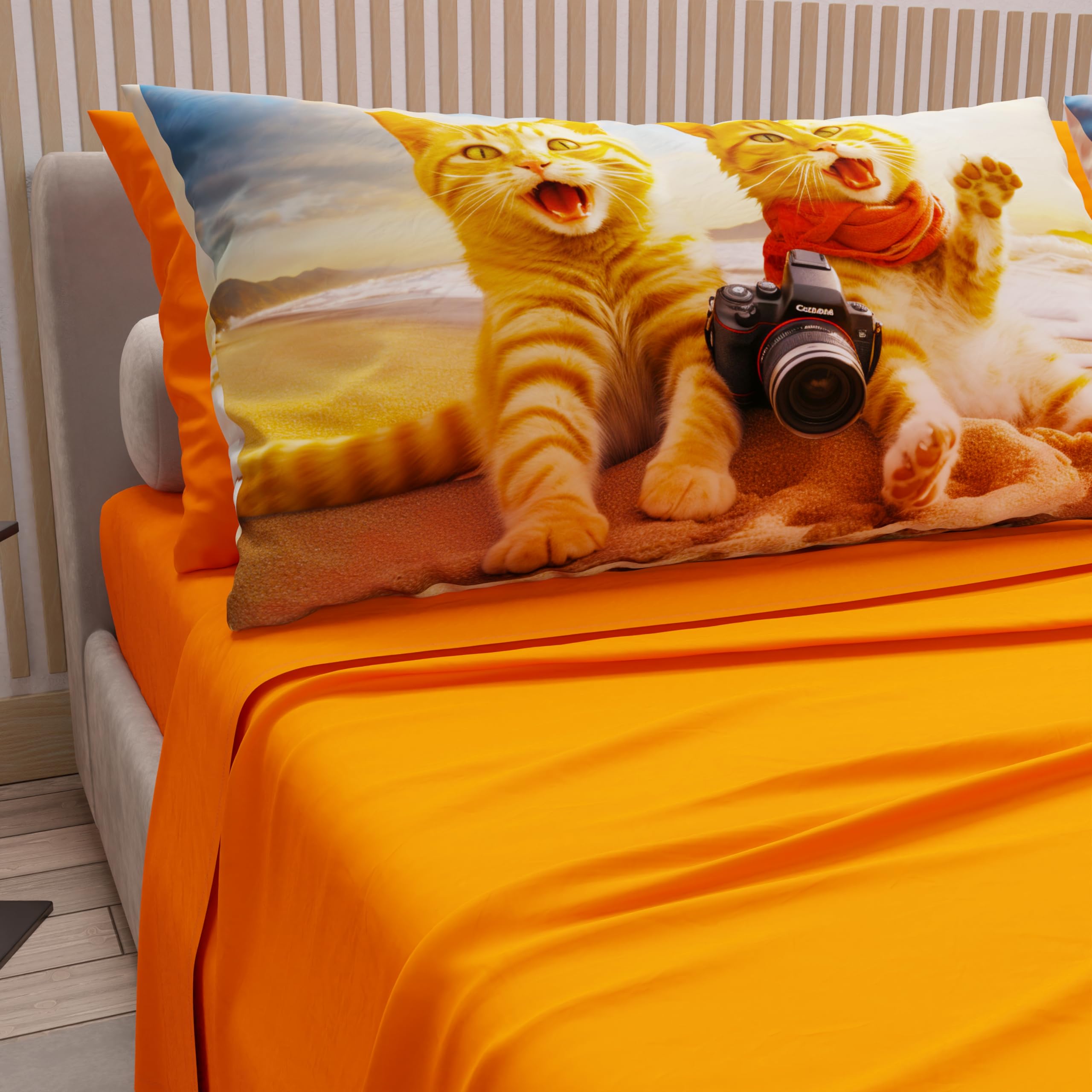 PETTI Artigiani Italiani - Bed Linen Animals with Cats in Cotton with Pillowcases in Digital Print, Double Bed Linen, Orange Double Bed Set, 100% Made in Italy