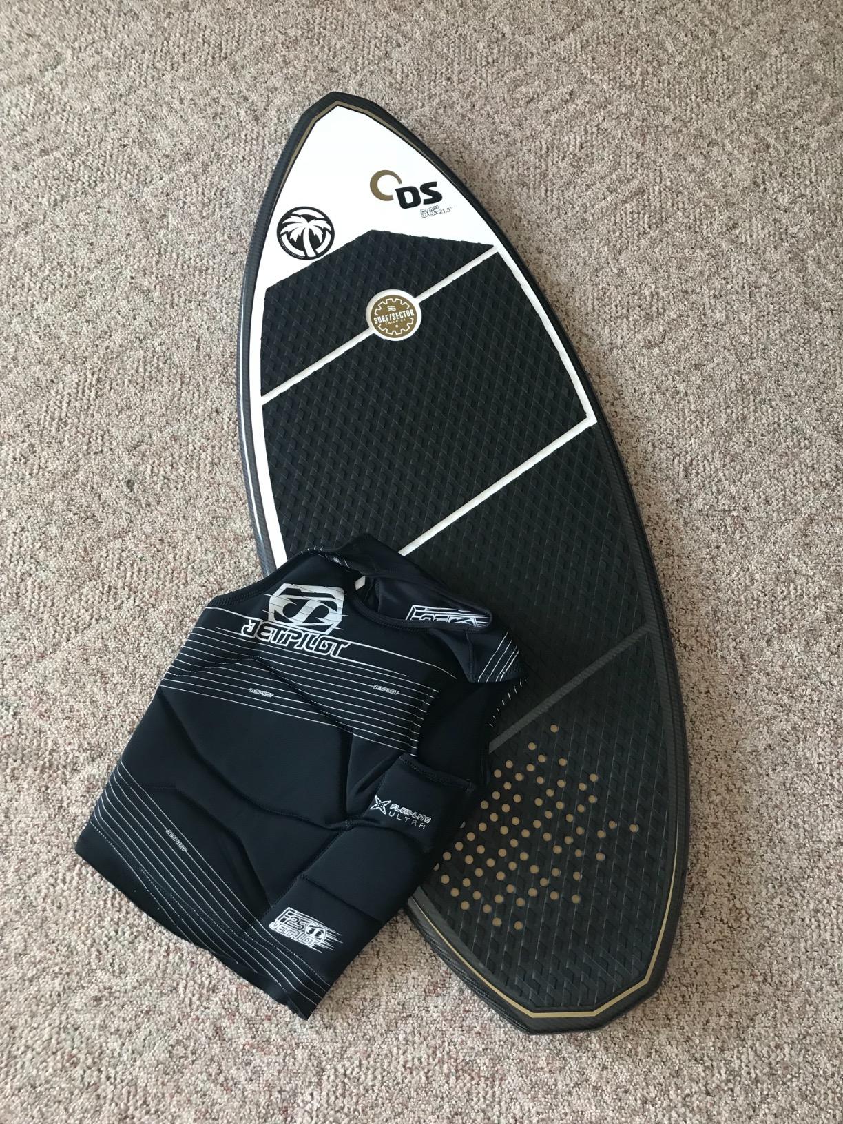 42/mo Finance Driftsun Fifty50 Wakesurf Board 4' 9" Carbon Fiber