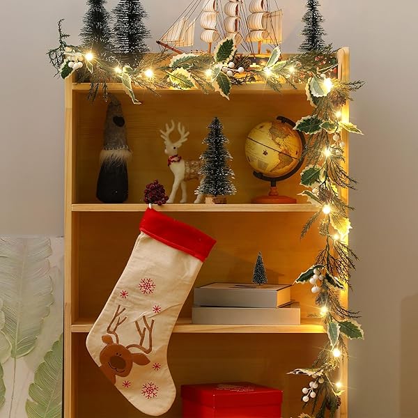 CEENNA 8 PACK 6 FT PRELIT CHRISTMAS GARLAND WITH GLOBE LIGHTS BATTERY OPERATED WITH TIMER REMOTE ARTIFICIAL LIGHTED HOLLY LEAVES GARLAND WITH PINE CONES BERRIES FOR MANTLE INDOOR OUTDOOR (WHITE)
