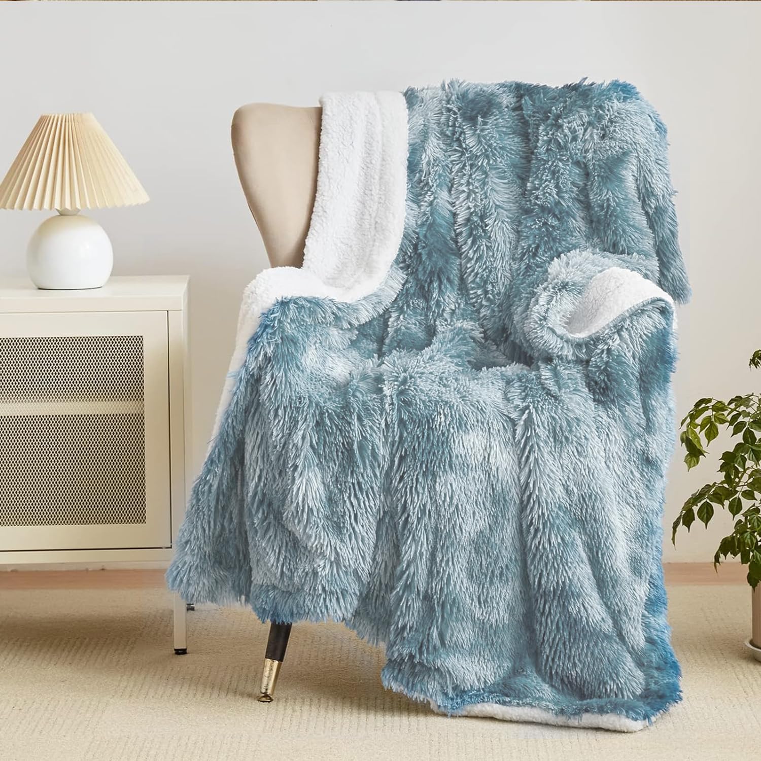 Wajade Fluffy Sherpa Fleece Blanket Blue White Faux Fur Bed Throw Super Soft Warm Large Blanket for Bed Sofa Car, 160x200CM — image 1