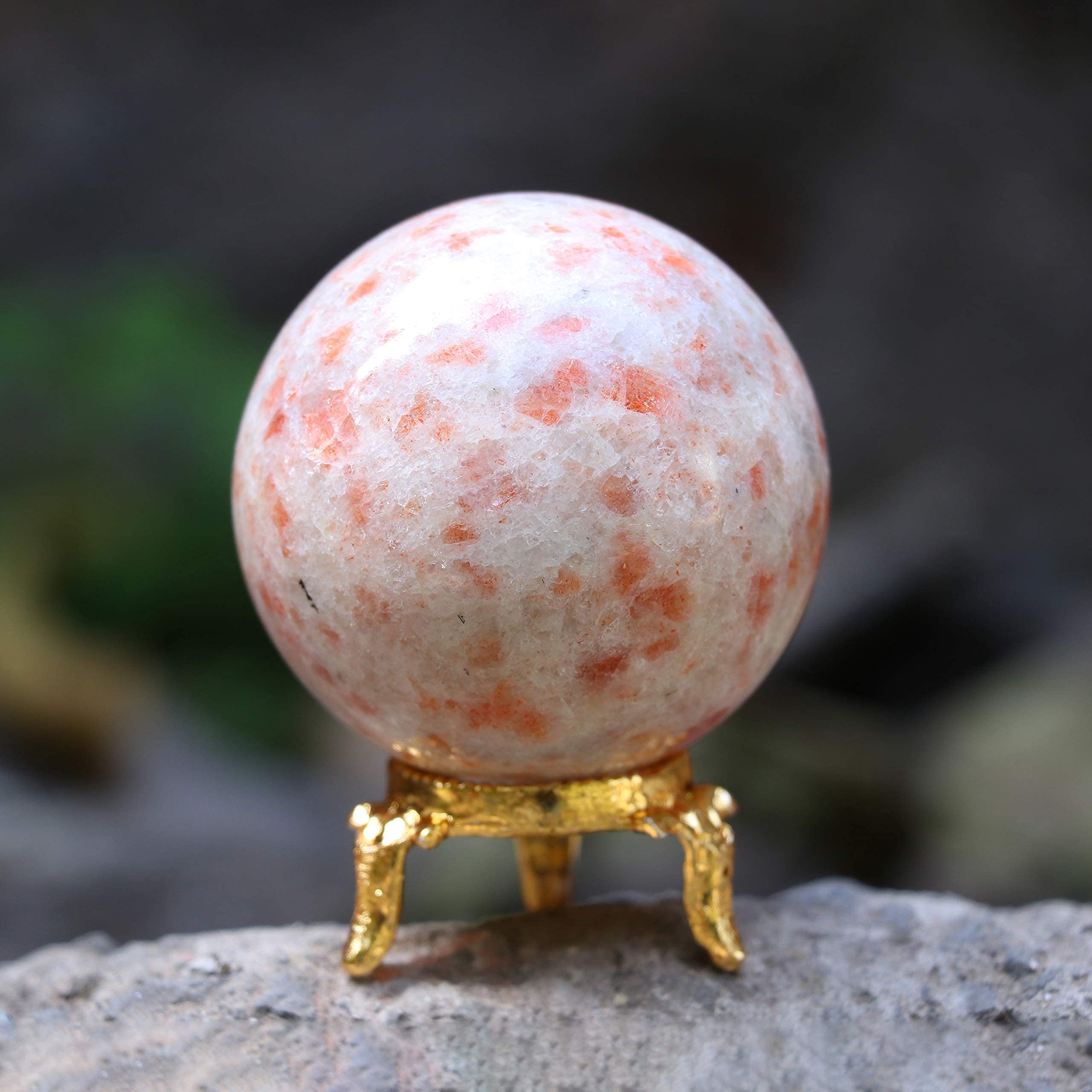 Crocon® 55mm Sunstone Stone sphere Ball with Metal Stand 1400+ Carats Gemstone Ball Healing Sphere Sculpture Figurine for Fengshui Divination Home Decoration Photography Crystal Sphere