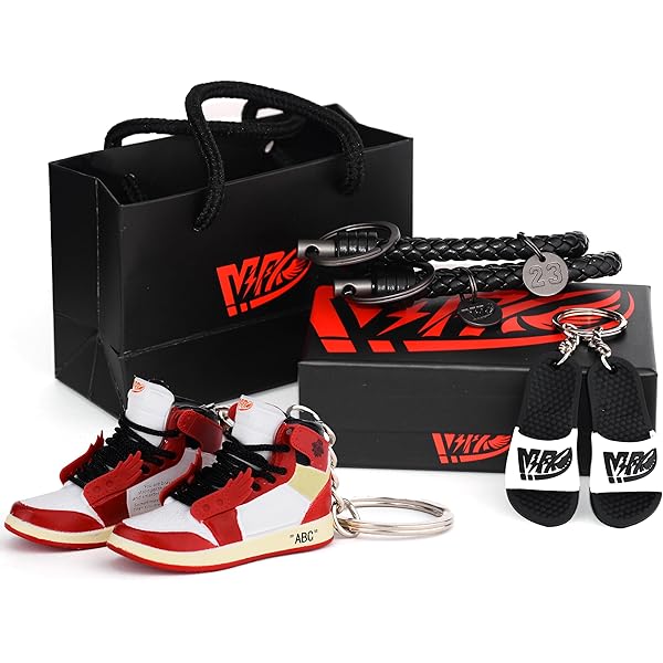 Shoe Keychain 3D Mini Sneaker Keychain - Sports For Shoe Lovers ...