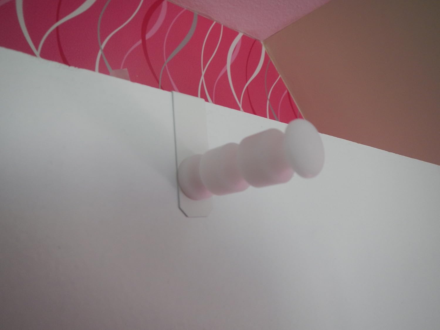 dekondo !! Window Hooks/Decorative Hooks with Spacers White for Window Thickness 12-20 mm Pack of 4, Klemmbereich 15-20 mm - Image 4
