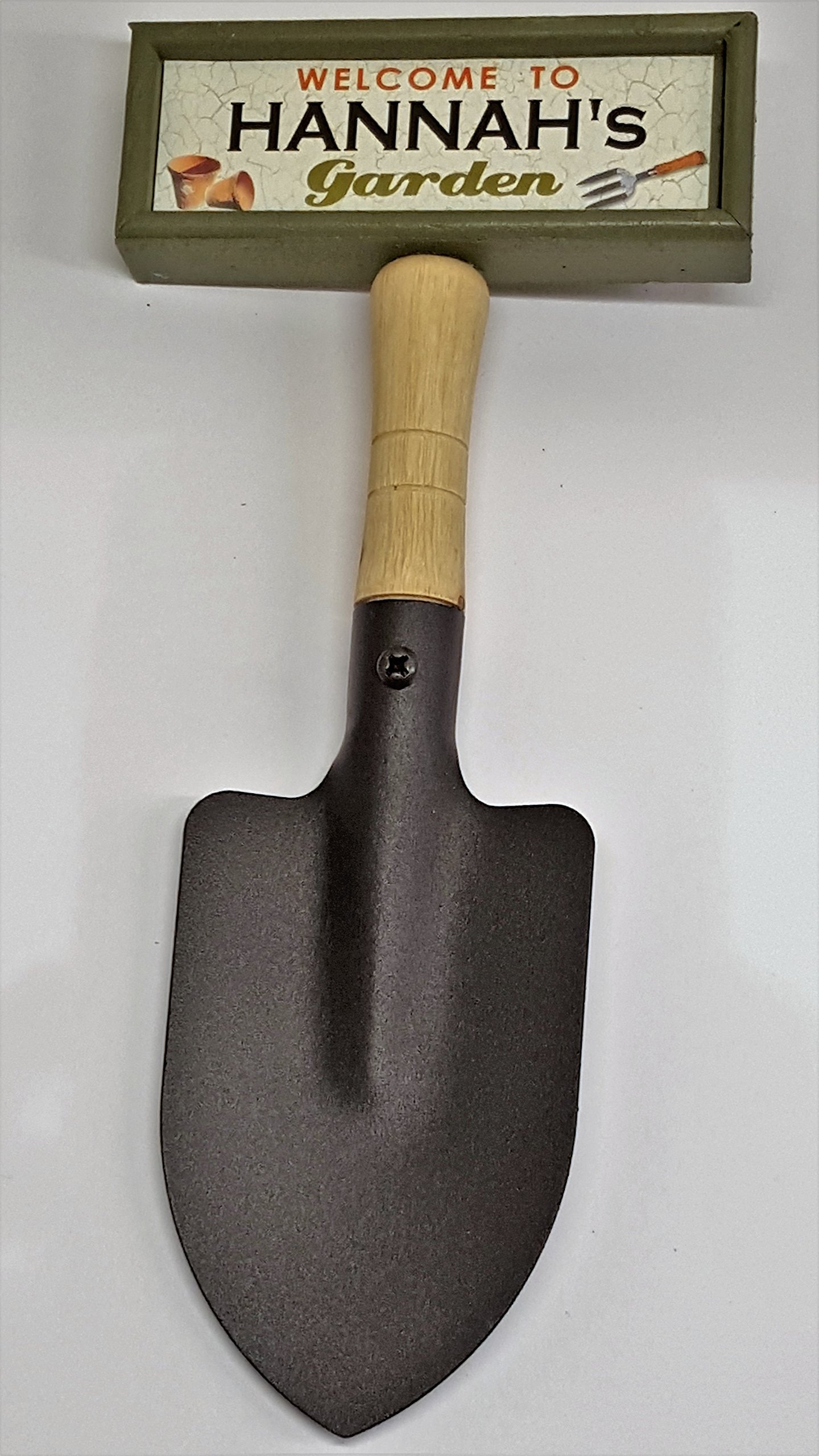 "Welcome to Hannah's garden" hanging shovel sign