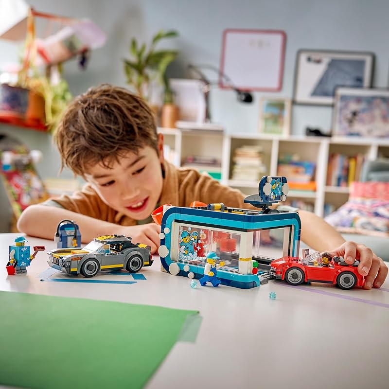 City La Station de Lavage Automatique - Jouet de Construction - Maquettes de Voitures, Fonction Nettoyage & 4 Minifigurines avec Accessoires - Cadeau d'anniversaire pour Garçon dès 6 Ans 60497 — photo 8 sur 8