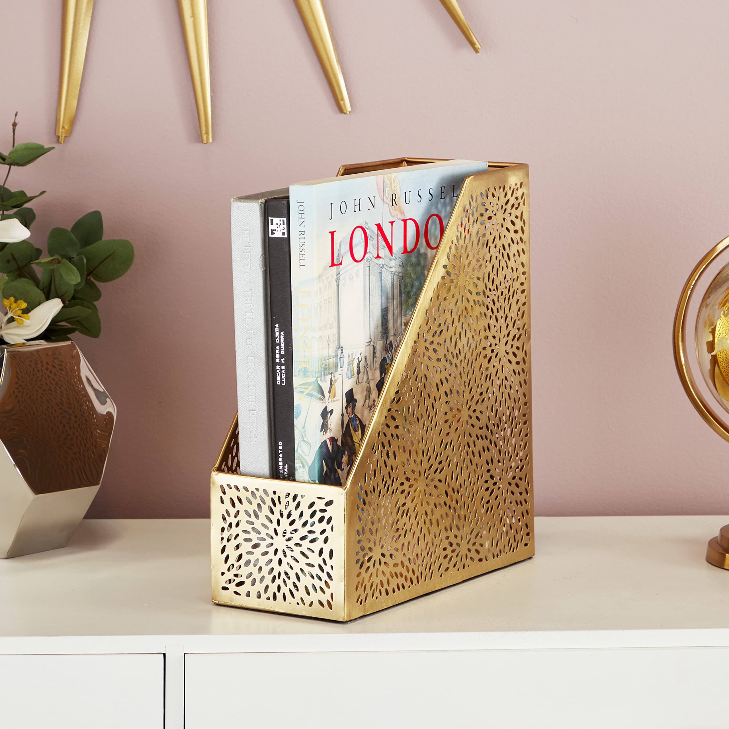 Deco 79 CosmoLiving by Cosmopolitan Metal Single Slot Magazine Holder with Laser Carved Floral Design, 5" x 10" x 12", Gold