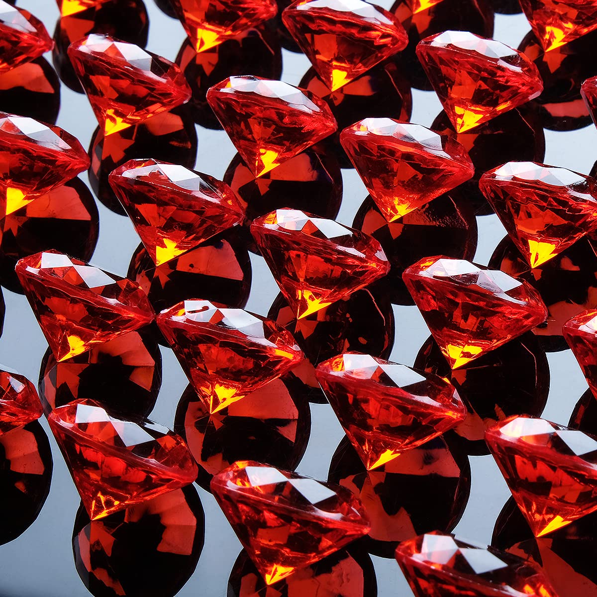 Acrylic Diamond Fake Gems Vase Filler, Babenest 240pcs 3/4 Inch Faux Diamonds Crystals Jewels for Table Scatters Wedding Party Event Arts & Crafts Birthday Decoration Favor (Red)