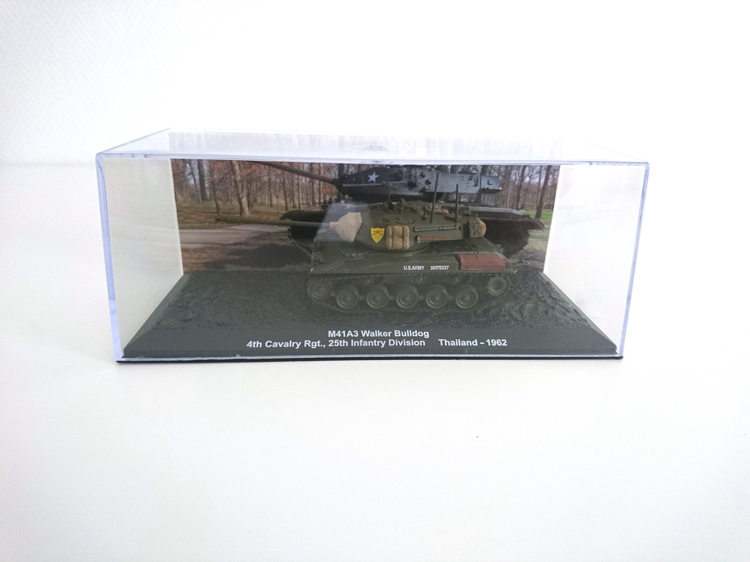 Générique M41A3 Walker Bulldog MILITARY VEHICLE 1:72 Réf: A4