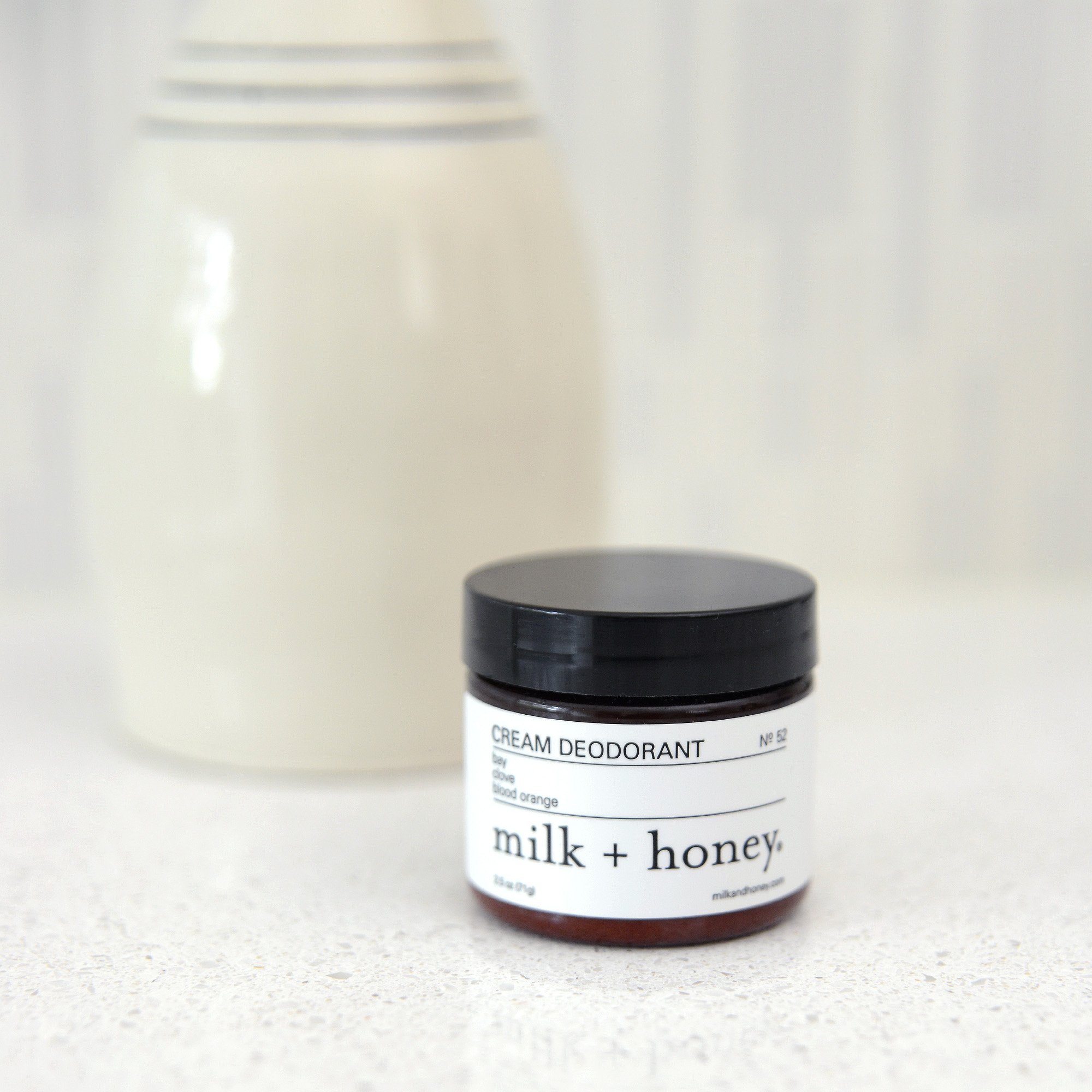 milk + honey Cream Deodorant (Sandalwood Vetiver