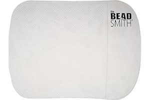 The Beadsmith Sticky Bead Mat – 7.5 x 5.5 inches, Medium Size, Clear Color, Anti-Slip Pad, Rinse and Reuse Technology, Ideal for Diamond Painting, Jewelry Making, Beads Sorting