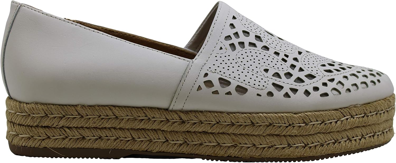 naturalizer closed toe sandals