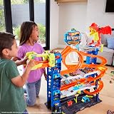 Hot Wheels City Ultimate Garage Netflix Lets Race 4 Levels 2 Cars HKX48 view 2
