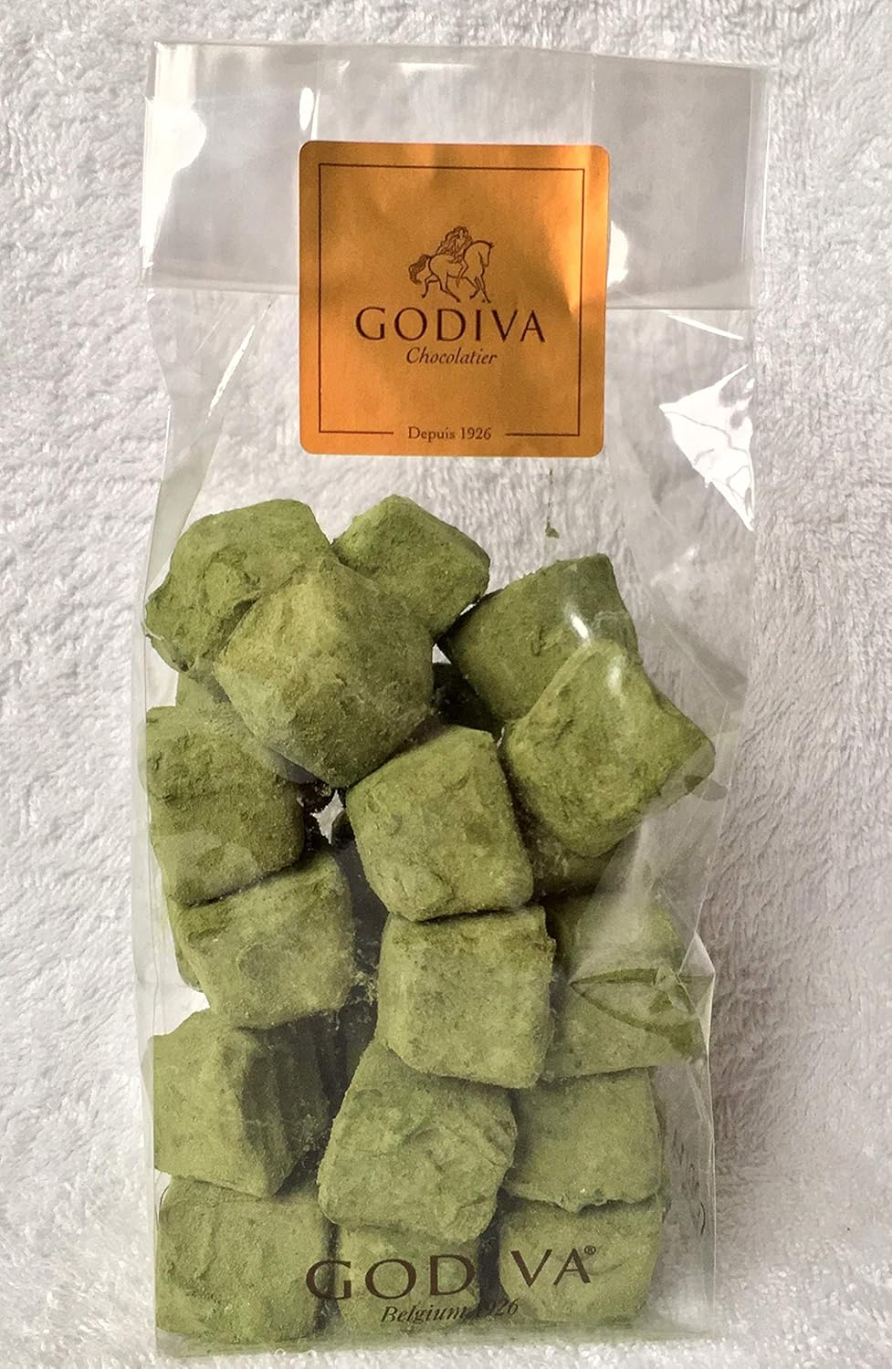 Amazon Co Jp ゴディバ Godiva 抹茶 キューブトリュフ チョコレート 約250g バレンタイン Food Beverage Alcohol