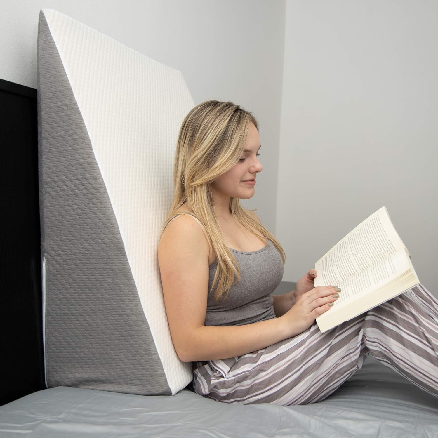 wide wedge pillow