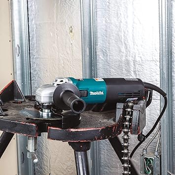 Makita 9566CV Angle Grinders product image 5