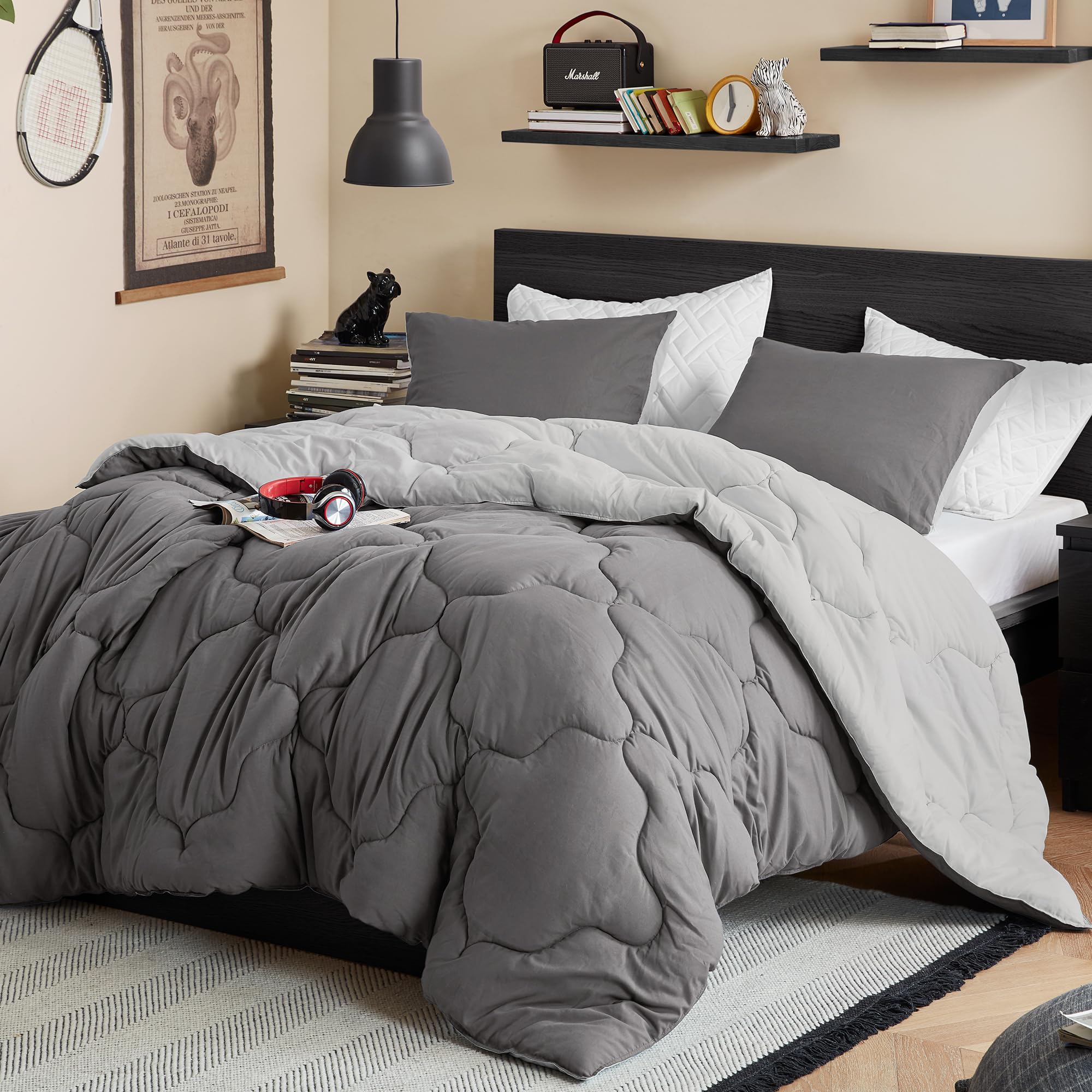 Comfort Spaces Comforter Set Vibrant Reversible Comforters King Size Quilted Bedding Set, All Season Lightweight Bedding, Soft Microfiber Comforter, Vixie, Grey/Light Grey King 3 Piece Image