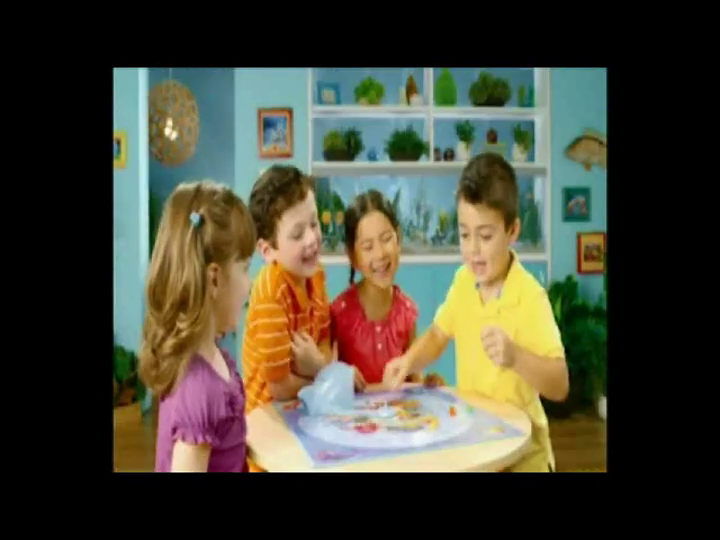 Hasbro Spiele 33893100 - Hilfe, Hai! Kinderspiel – Bild 8