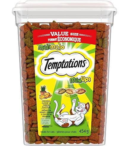TEMPTATIONS Mix-Ups Adult Cat Treats, Chicken & Catnip Flavour