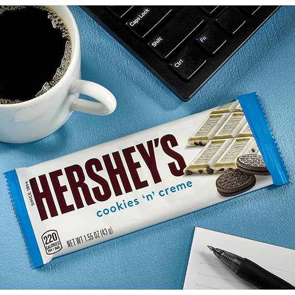 HERSHEY’S COOKIES ‘N’ CREME CANDY BARS, 1.55 OZ (36 COUNT)