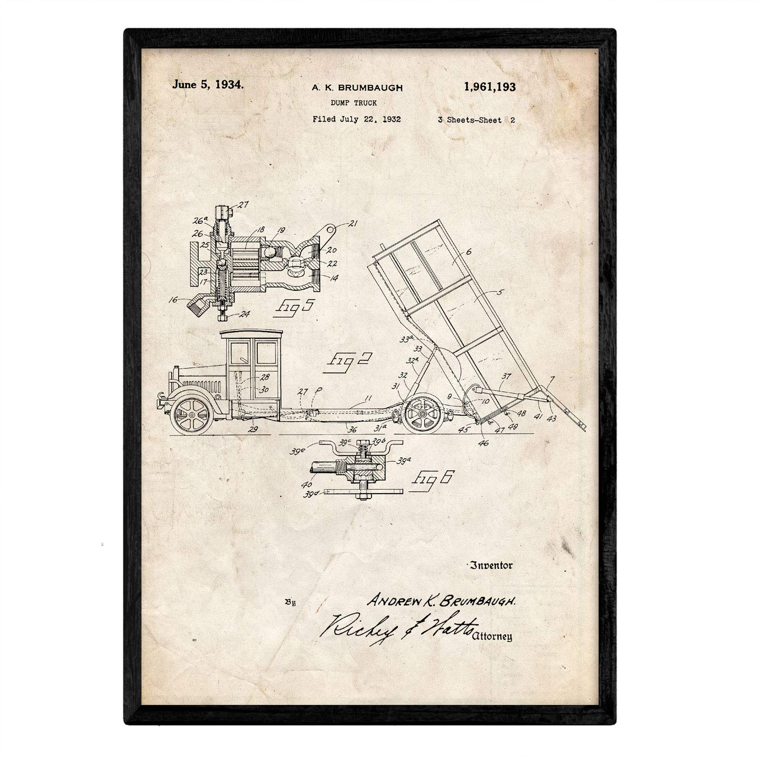 Nacnic patent Poster Garbage Truck 2. Plate with old design patent in A3 size and vintage background