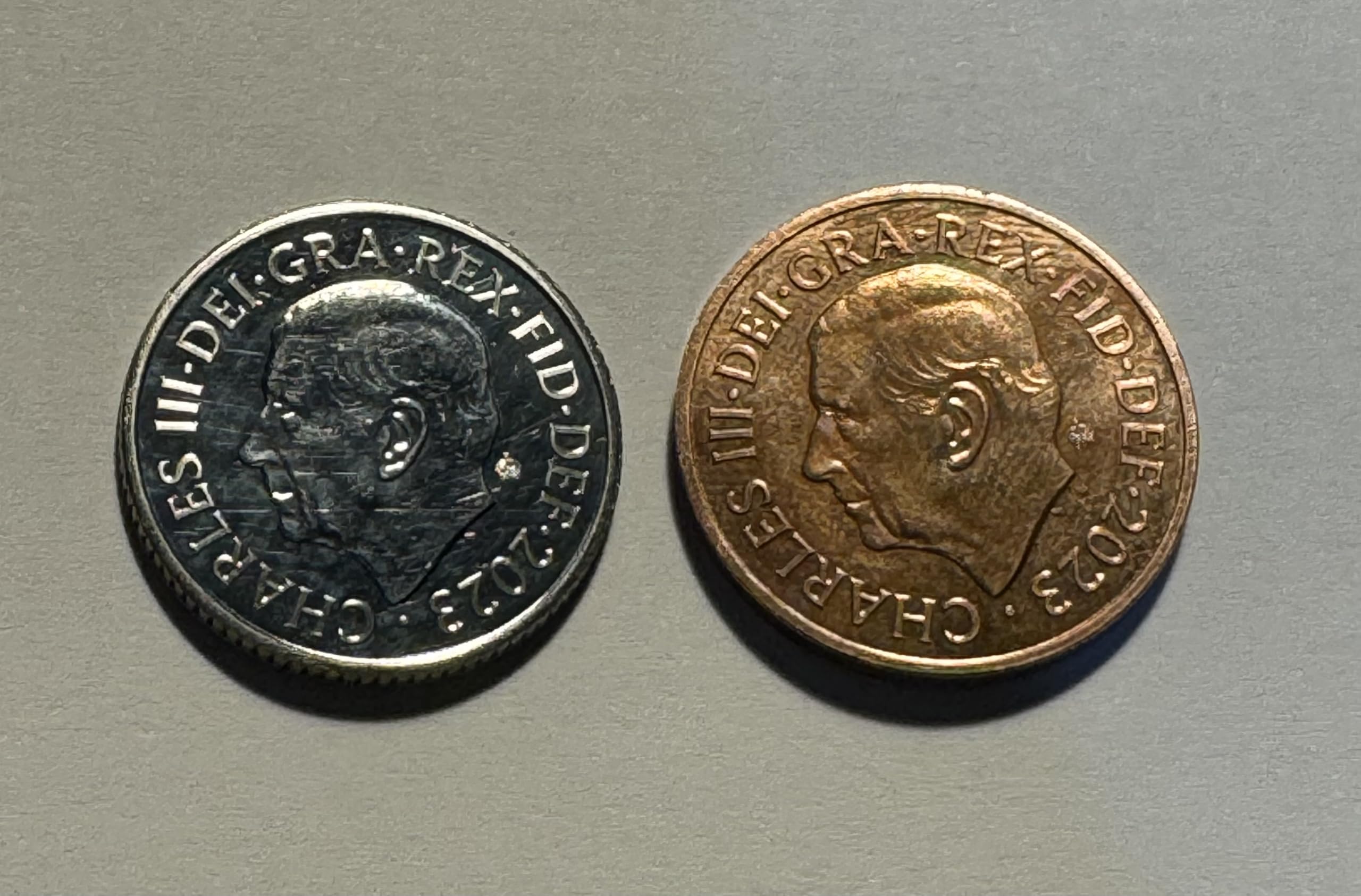 Coin Unique Magic King Charles 10 pence / 2 pence Version - Closeup Magic Trick - Scotch and Soda