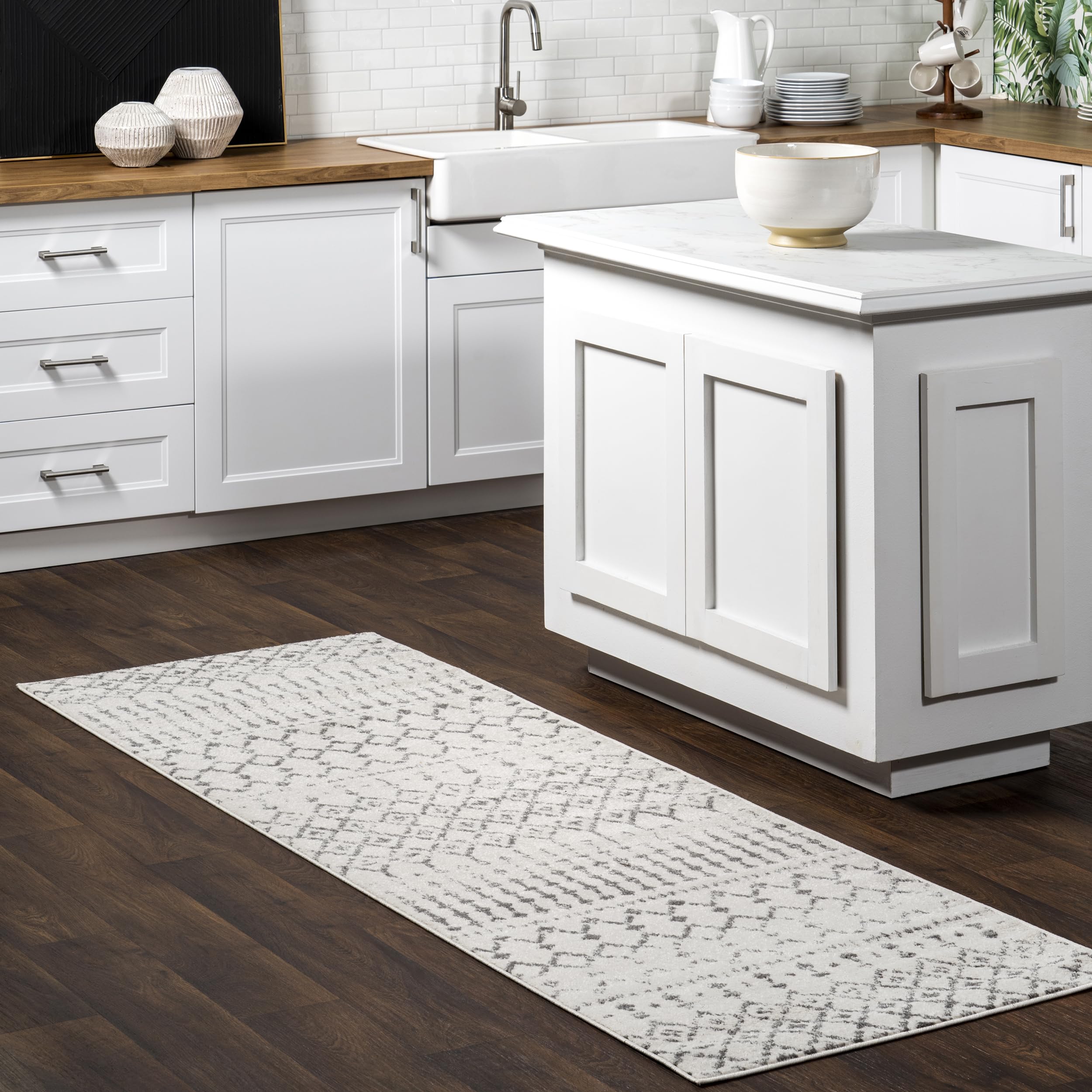 nuLOOM Moroccan Blythe Runner Rug, 61 cm x 183 cm, Grey/Off-white