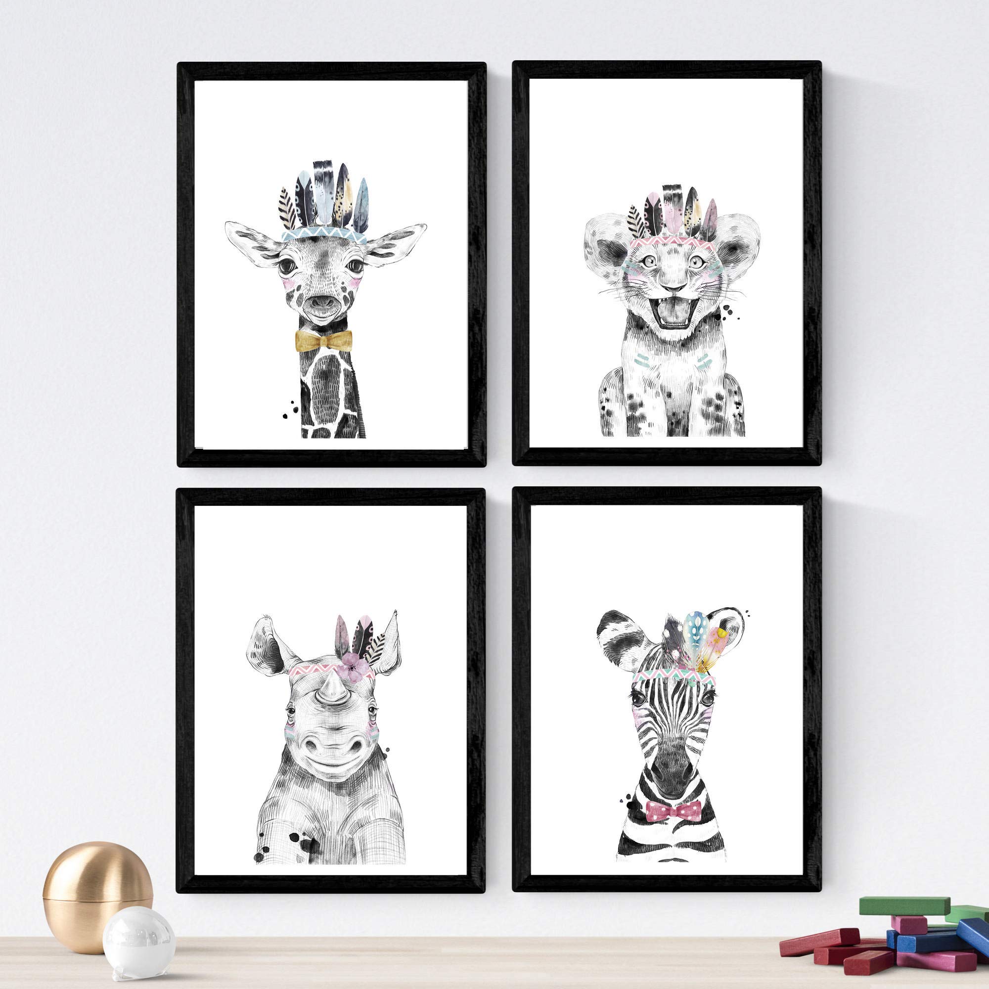 Nacnic Set of 4 sheets of Animals Children's Holiday, in A4 size, Poster paper 250 gr Frameless