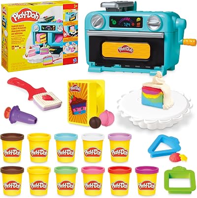 Play-Doh Super Slice Cake Playset by Play-Doh