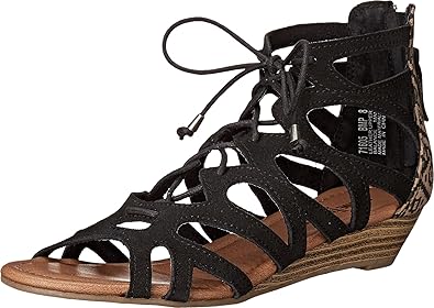 minnetonka sandals amazon