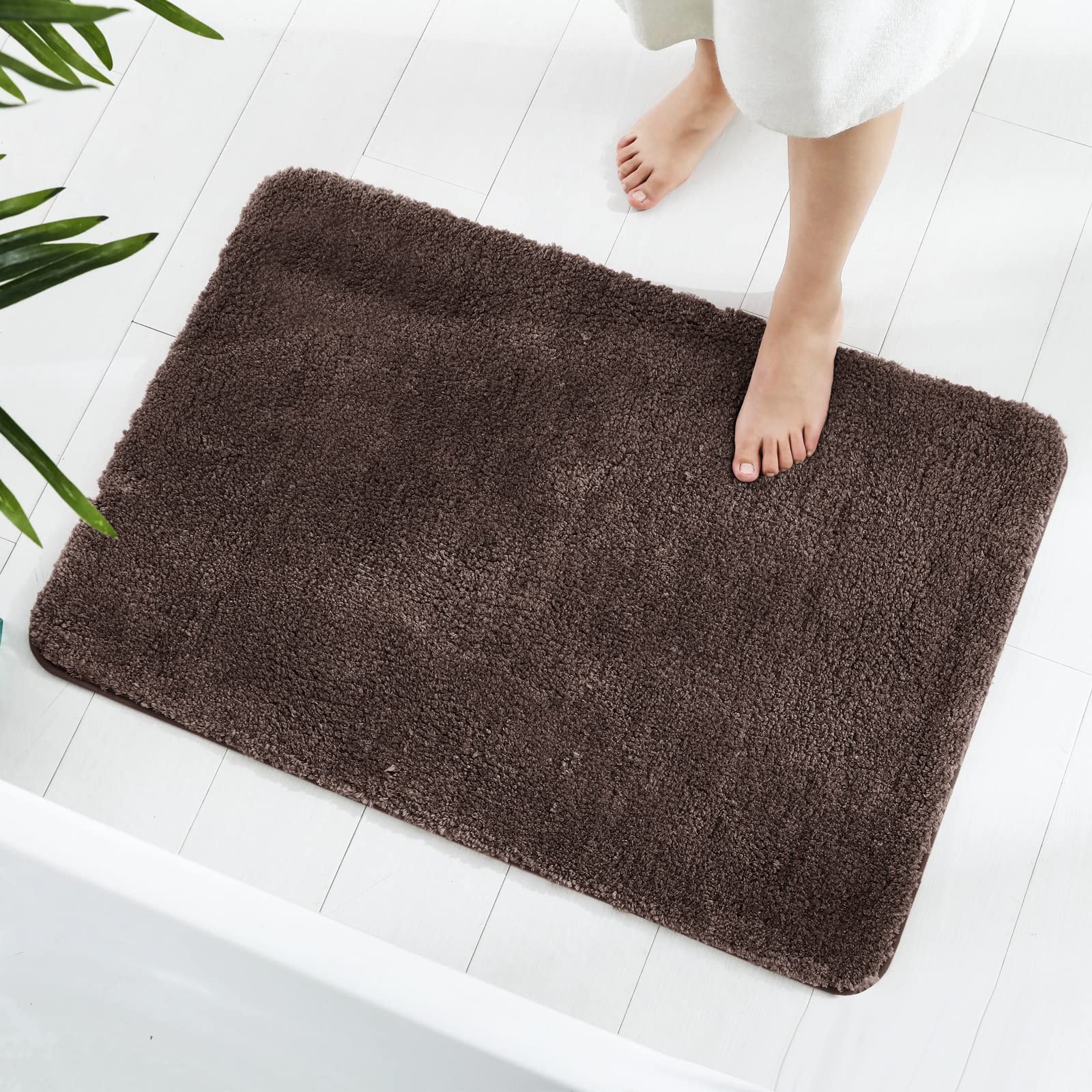 GONICVIN Bathroom Rugs, 50 x 80cm Fluffy Microfiber Absorbent Non-Slip Bath Mats, Machine Washable Bath Rugs for Tub, Shower and Bathroom (Dark Brown)
