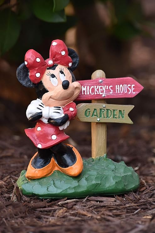 Amazon Com The Galway Company Official Disney Licensed Minnie Mouse Directional Sign 6 Inches Tall X 7 Inches Long Hand Painted Garden Statue Home Kitchen
