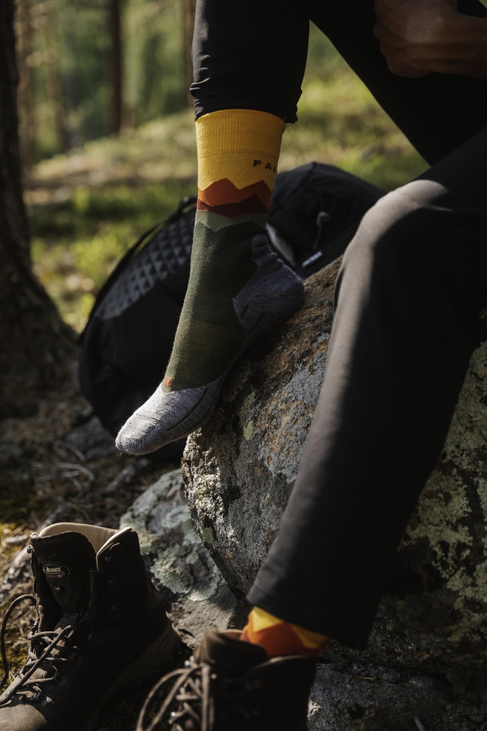 FALKE Herren Wandersocken TK2 Explore M So Wolle Funktionsmaterial antiblasen dick 1 Paar, Grau Steel Grey 3583 Crest-O, 39-41 4