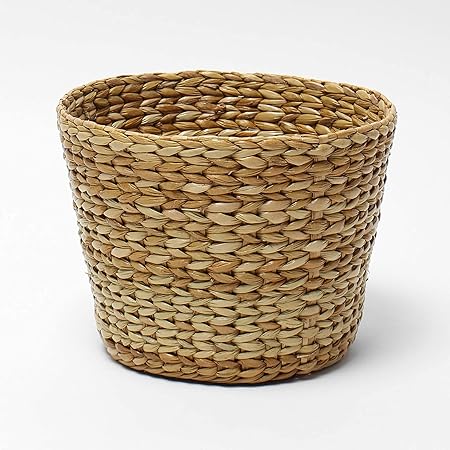 Habere India-All the Cultures Fabricating India Organic Straw/dry grass/Seagrass/Kouna Grass indoor planters online from Habere India/ Designer indoor plant pot/ baskets for storing indoor plants on shelves (Round Shape)
