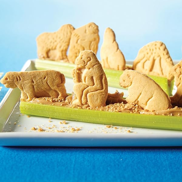 BARNUM’S ORIGINAL ANIMAL CRACKERS, SNACKS,