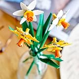 LEGO Botanicals Daffodils - Faux Flowers Building Set view 5