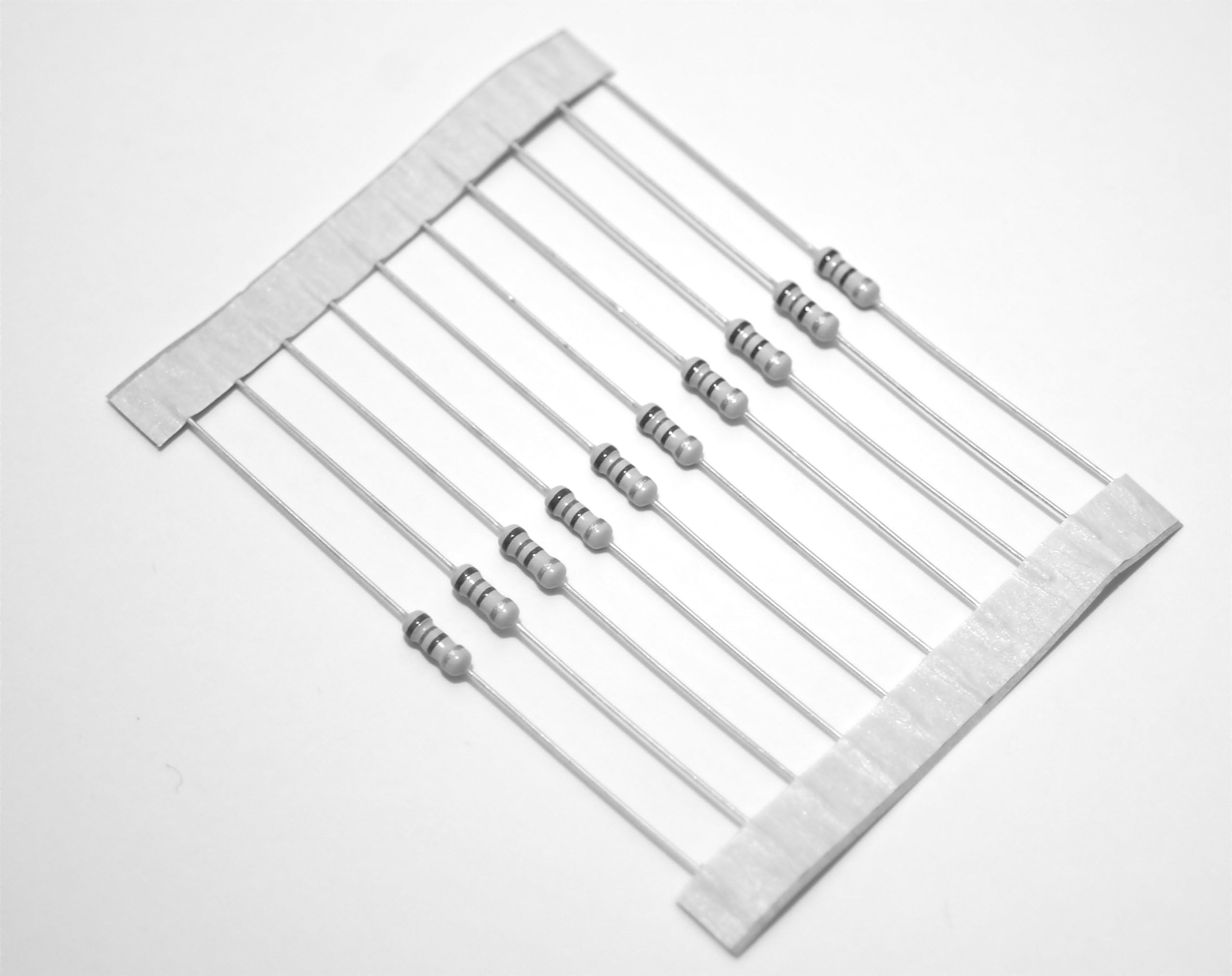 Resistor 4K7 Carbon Film 1/4w - Pack 100 - 0.25w 5% Tolerance - Value 4K7 Ohm