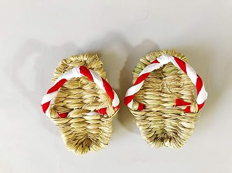 Amazon 誕生ぞうり 誕生わらじ 赤ちゃん 子供 手作り 職人 １歳 昔ながらの草鞋 誕生日 ぞうり 餅踏み 踏み餅 赤 女の子 わらじ 草鞋 ぞうり お祝い 人気 おしゃれ ランキング ギフト かわいい 一生餅 誕生餅 背負い餅 餅踏み 踏み餅 インテリア オンライン通販